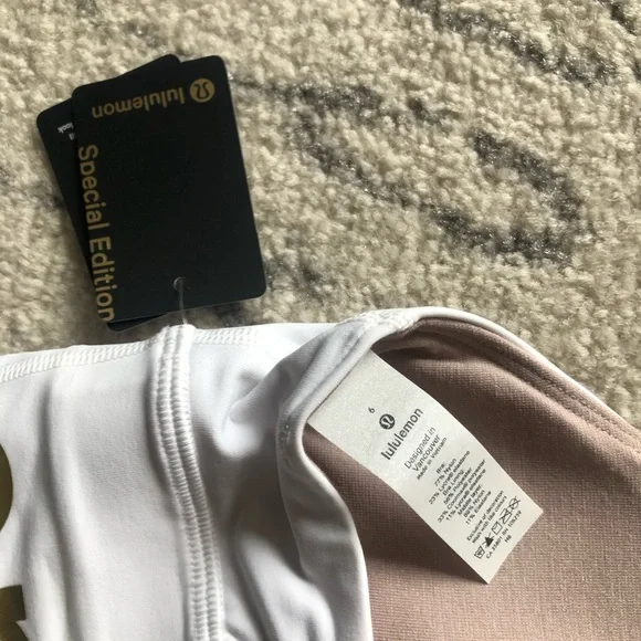 Lululemon Energy Bra Zip Special Edition - White - Picture 7 of 7